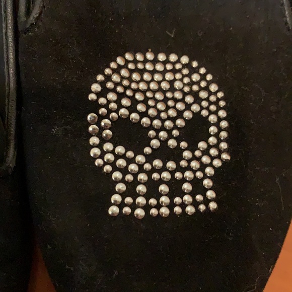 Steve Madden Skull Flats! - Picture 5 of 5